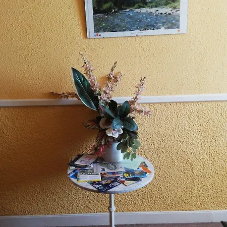 Szálloda De Nevers 2*