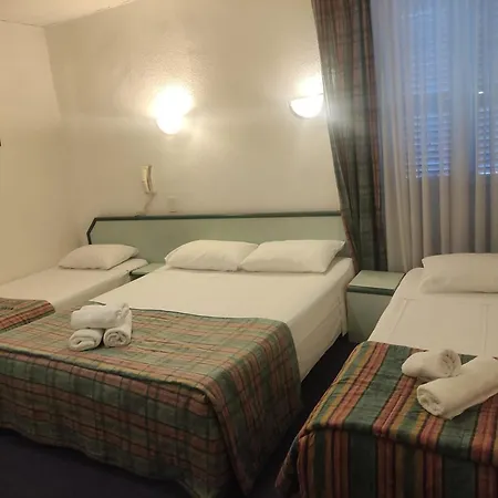 De Nevers Λούρδη