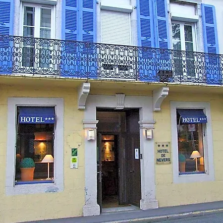 De Nevers