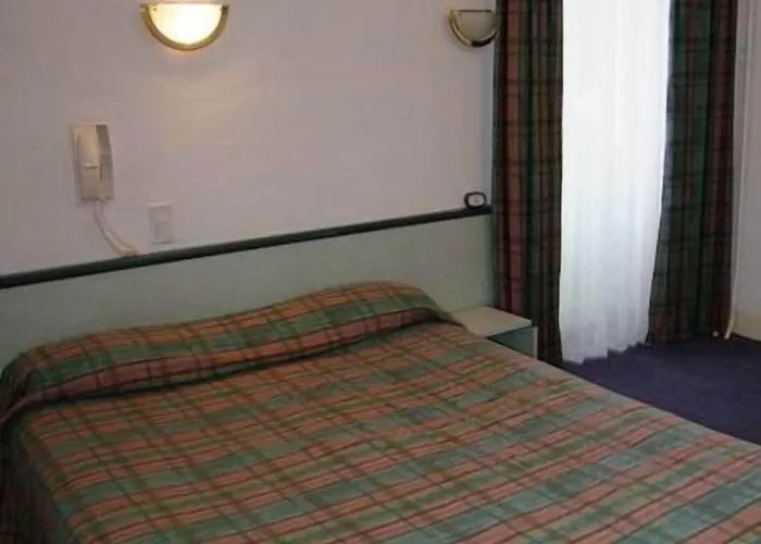 De Nevers Hotel Lourdes