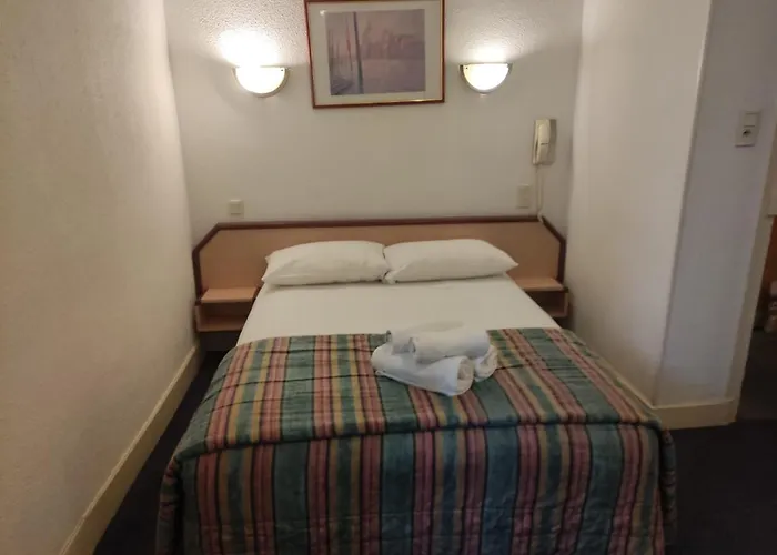 De Nevers 2* Lourdes