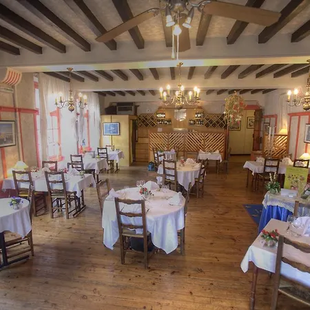 De Nevers Hotel Lurdy